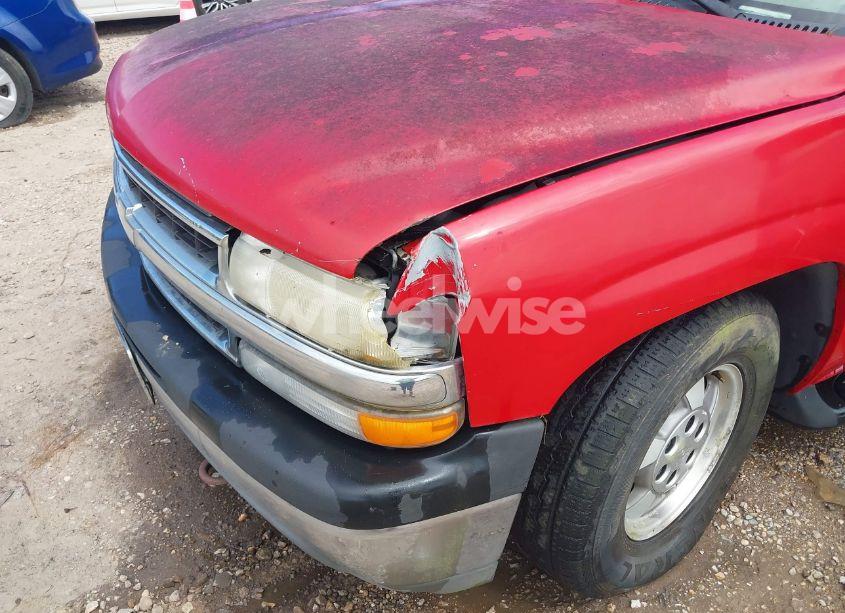 Photo 6 of 2001 Chevrolet Suburban 1500 LT (VIN 3GNEC16T01G219226)