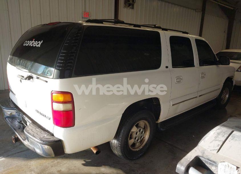 Photo 4 of 2001 Chevrolet Suburban 1500 LT (VIN 3GNEC16T01G262190)