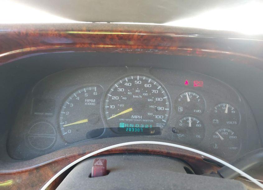 Photo 7 of 2002 Chevrolet Suburban 1500 LS (VIN 3GNEC16T02G255404)