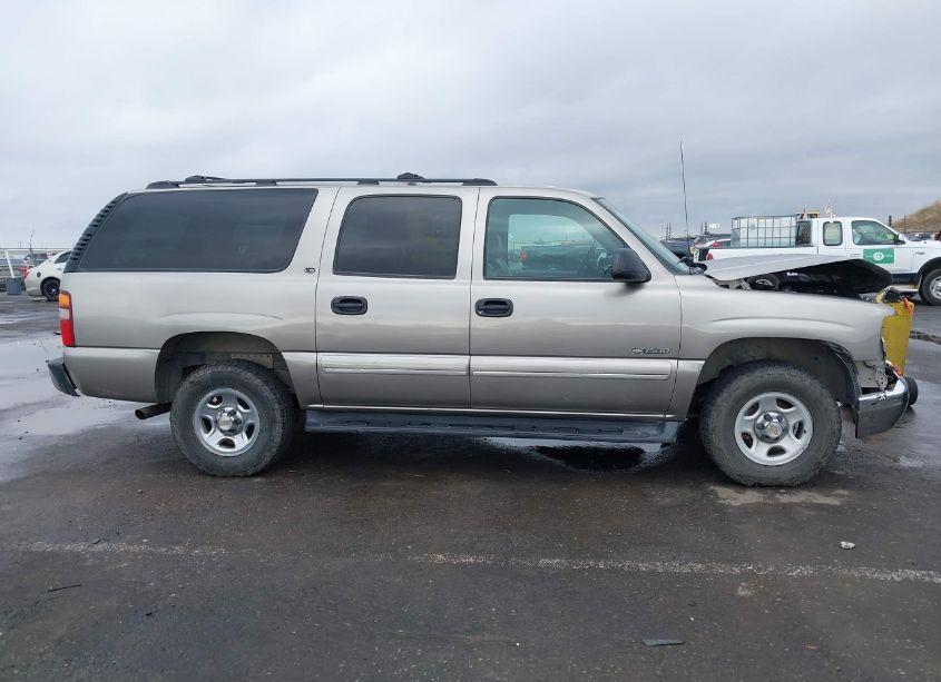 Photo 14 of 2000 Chevrolet Suburban 1500 LS (VIN 3GNEC16T0YG227434)