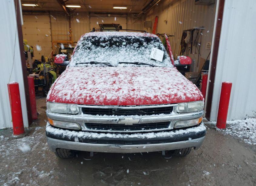 Photo 6 of 2002 Chevrolet Suburban 1500 LT (VIN 3GNEC16T12G100313)