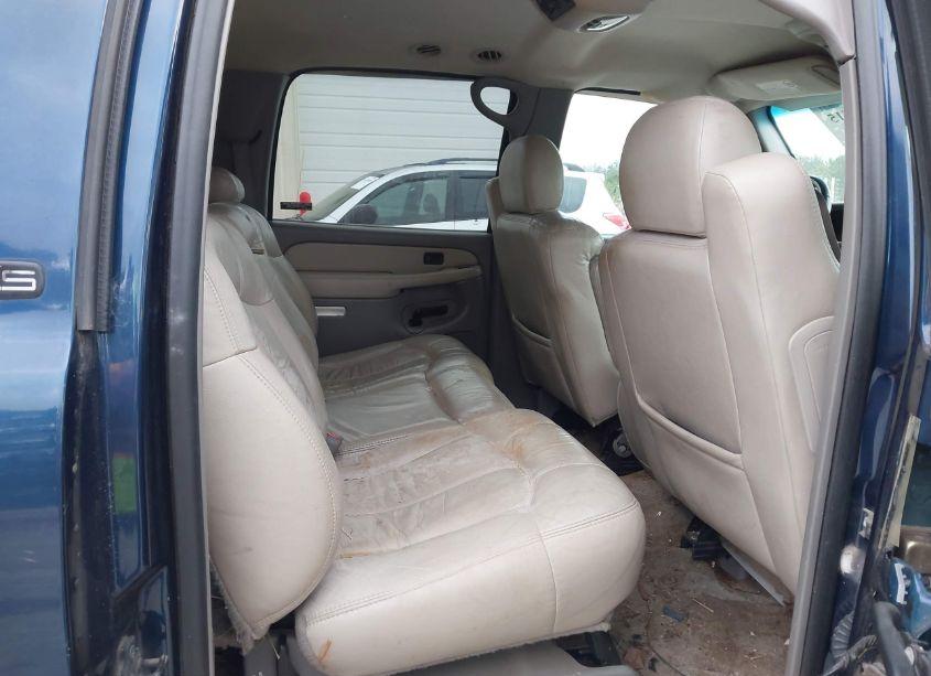 Photo 8 of 2002 Chevrolet Suburban 1500 LS (VIN 3GNEC16T12G289951)