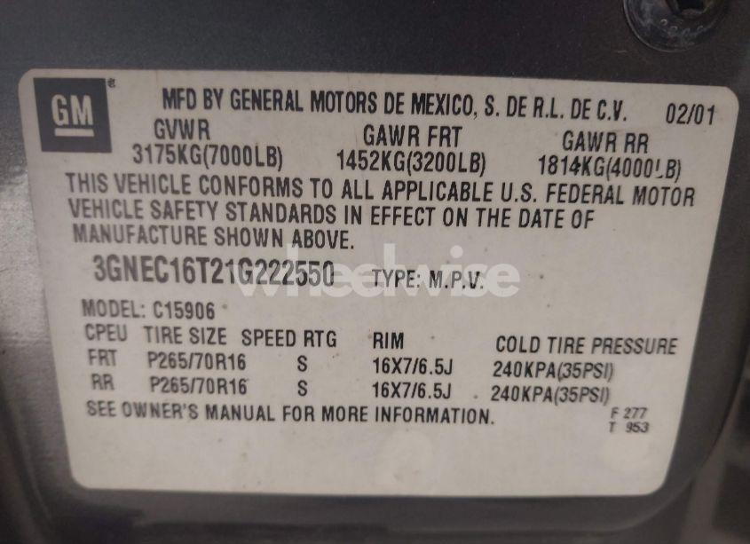 Photo 9 of 2001 Chevrolet Suburban 1500 LT (VIN 3GNEC16T21G222550)