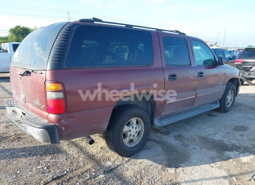 Photo 4 of 2000 Chevrolet Suburban 1500 LS (VIN 3GNEC16T2YG160030)