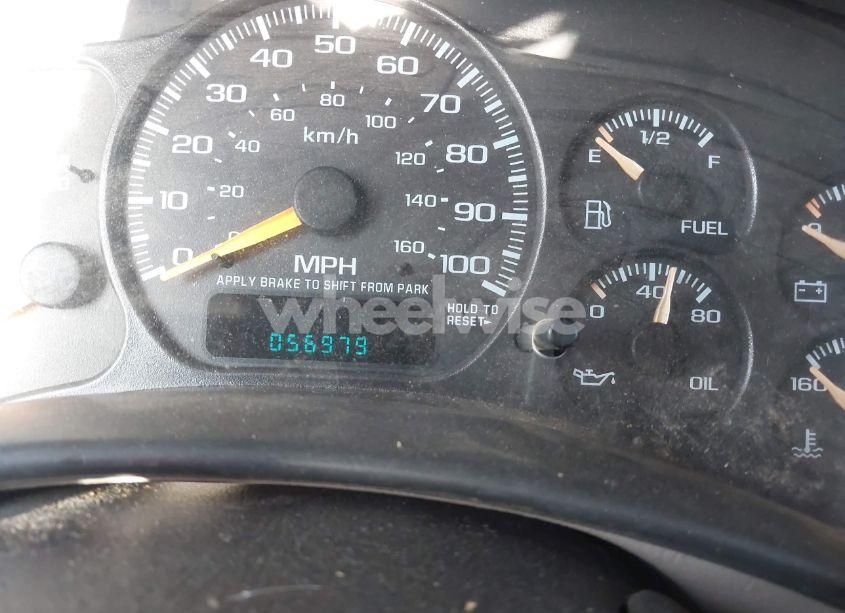 Photo 7 of 2000 Chevrolet Suburban 1500 LS (VIN 3GNEC16T2YG160030)