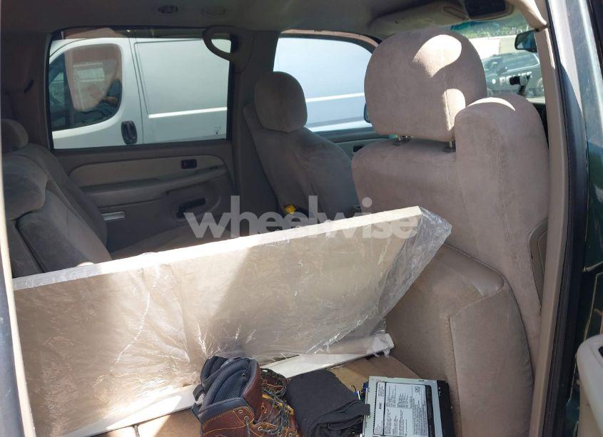 Photo 8 of 2001 Chevrolet Suburban 1500 LS (VIN 3GNEC16T31G259834)