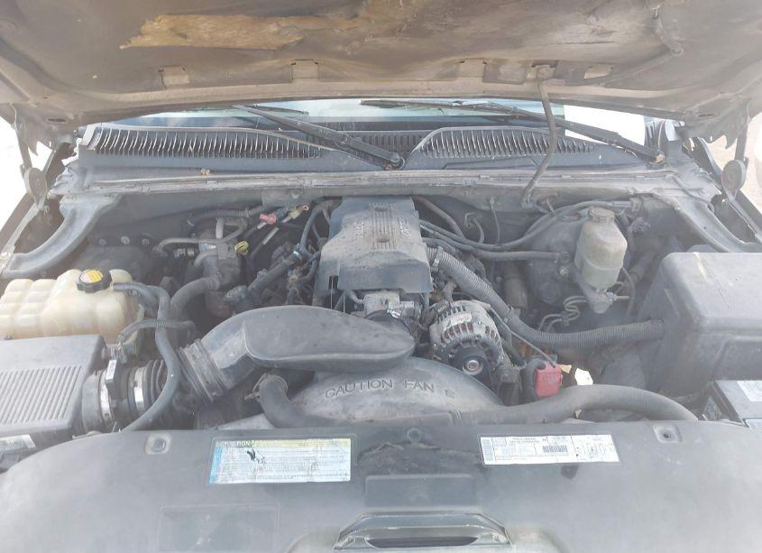 Photo 10 of 2000 Chevrolet Suburban 1500 LS (VIN 3GNEC16T3YG177516)