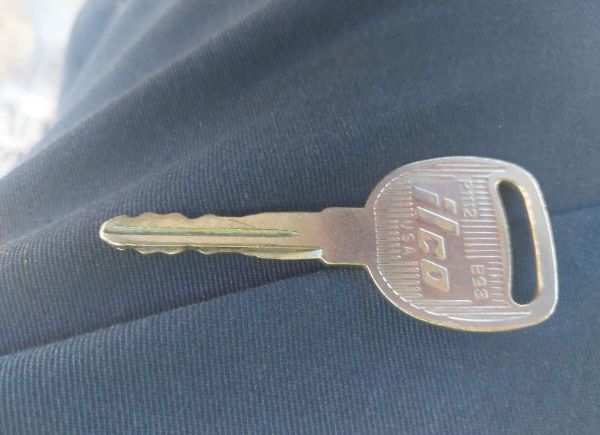 Photo 11 of 2000 Chevrolet Suburban 1500 LS (VIN 3GNEC16T3YG177516)