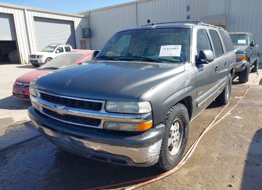 Photo 6 of 2000 Chevrolet Suburban 1500 LS (VIN 3GNEC16T3YG177516)