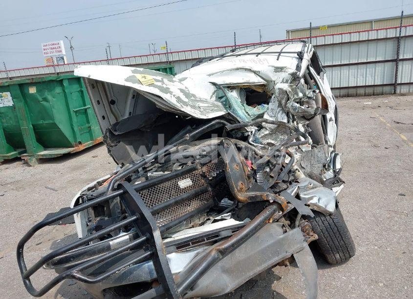 Photo 11 of 2001 Chevrolet Suburban 1500 LS (VIN 3GNEC16T41G247854)