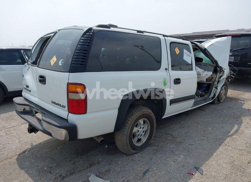 Photo 4 of 2001 Chevrolet Suburban 1500 LS (VIN 3GNEC16T41G247854)