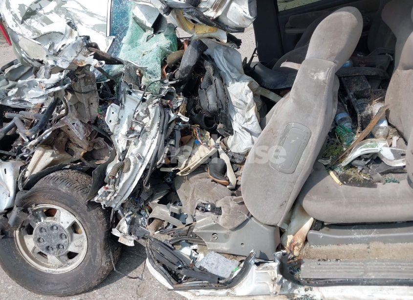 Photo 9 of 2001 Chevrolet Suburban 1500 LS (VIN 3GNEC16T41G247854)