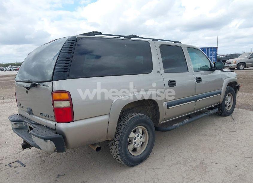 Photo 4 of 2001 Chevrolet Suburban 1500 LS (VIN 3GNEC16T41G272060)