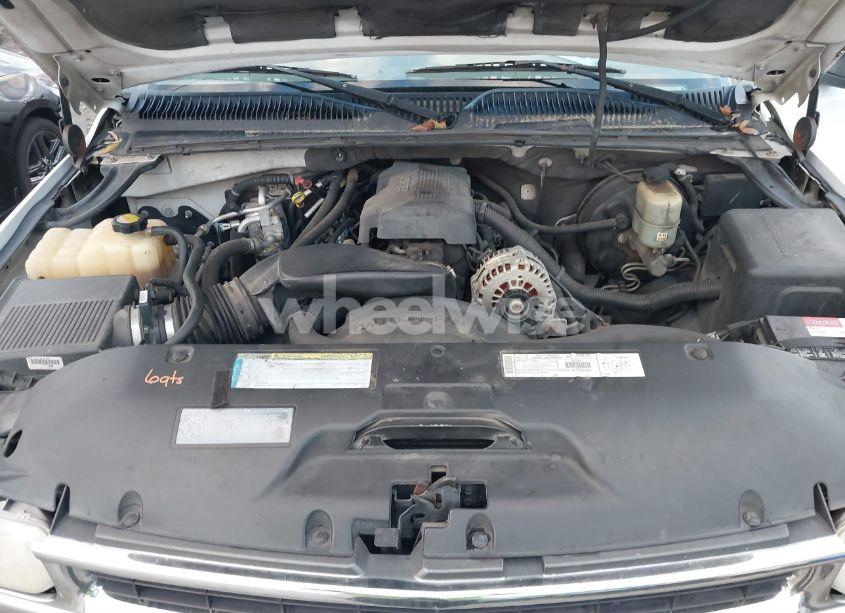 Photo 10 of 2000 Chevrolet Suburban 1500 LS (VIN 3GNEC16T4YG222169)