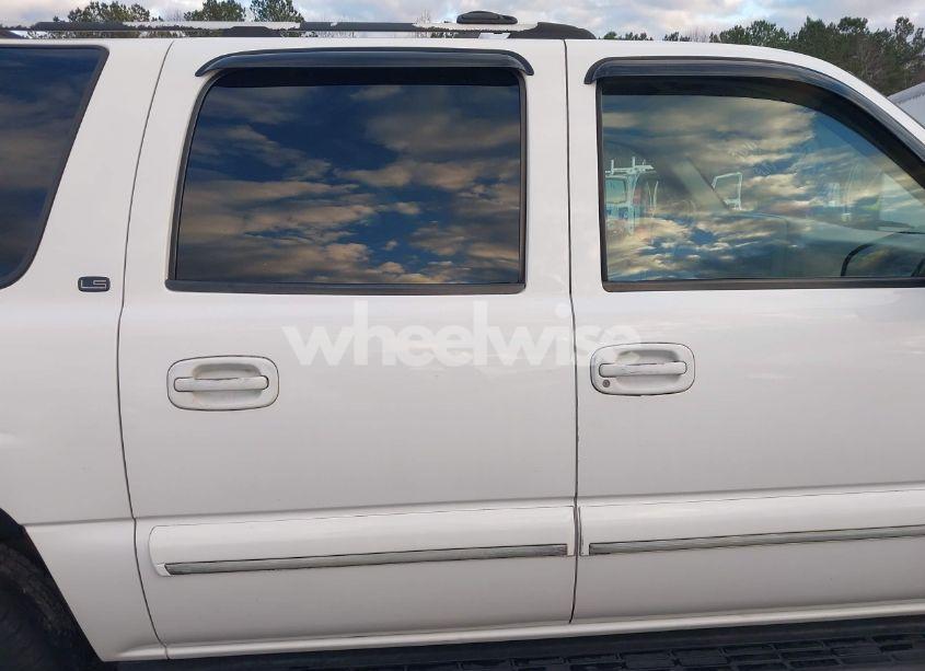 Photo 14 of 2000 Chevrolet Suburban 1500 LS (VIN 3GNEC16T4YG222169)