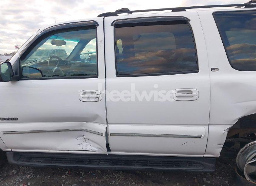 Photo 15 of 2000 Chevrolet Suburban 1500 LS (VIN 3GNEC16T4YG222169)