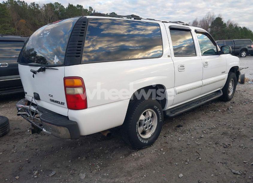 Photo 4 of 2000 Chevrolet Suburban 1500 LS (VIN 3GNEC16T4YG222169)