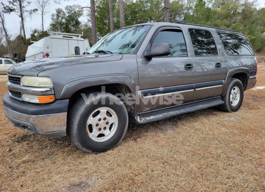 Photo 2 of 2001 Chevrolet Suburban 1500 LS (VIN 3GNEC16T51G199135)