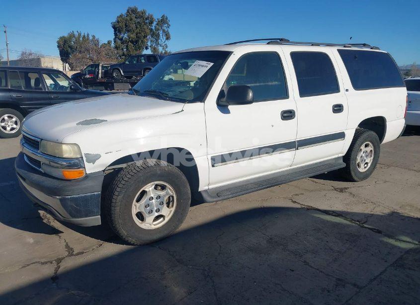 Photo 2 of 2001 Chevrolet Suburban 1500 LS (VIN 3GNEC16T61G258547)