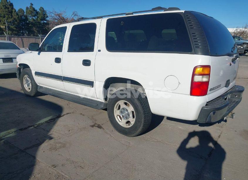 Photo 3 of 2001 Chevrolet Suburban 1500 LS (VIN 3GNEC16T61G258547)