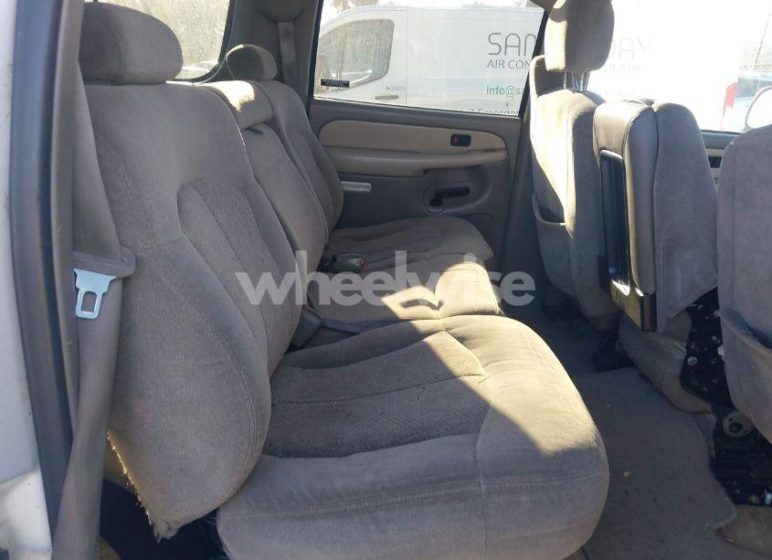 Photo 8 of 2001 Chevrolet Suburban 1500 LS (VIN 3GNEC16T61G258547)