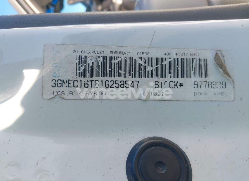Photo 9 of 2001 Chevrolet Suburban 1500 LS (VIN 3GNEC16T61G258547)
