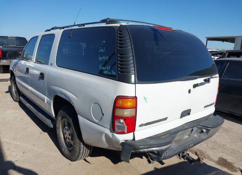 Photo 3 of 2001 Chevrolet Suburban 1500 LS (VIN 3GNEC16T61G279303)