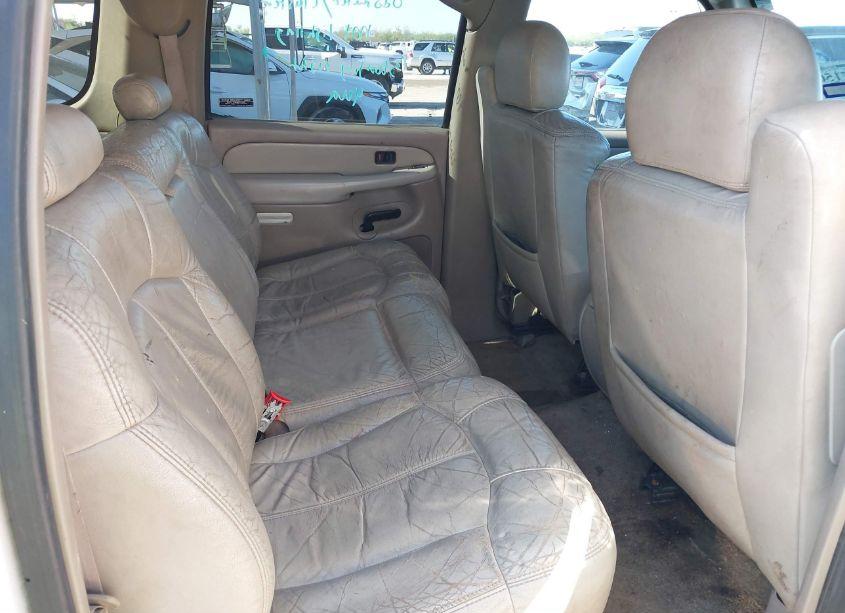 Photo 8 of 2001 Chevrolet Suburban 1500 LS (VIN 3GNEC16T61G279303)