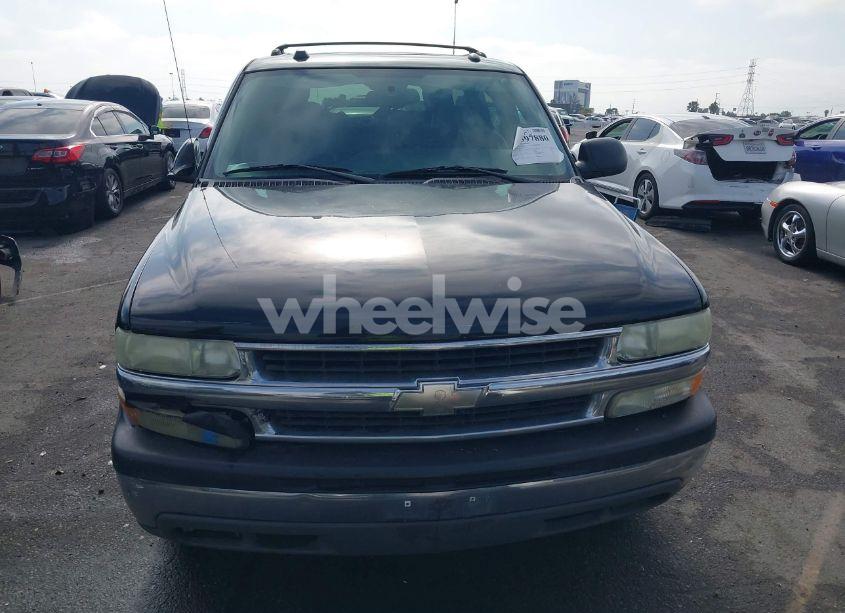 Photo 12 of 2004 Chevrolet Suburban 1500 LT (VIN 3GNEC16T74G283784)