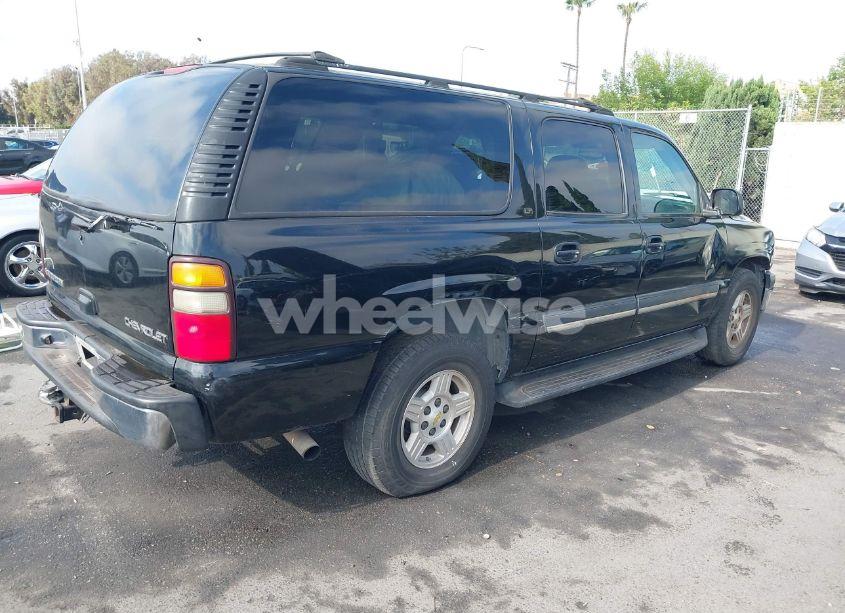 Photo 4 of 2004 Chevrolet Suburban 1500 LT (VIN 3GNEC16T74G283784)