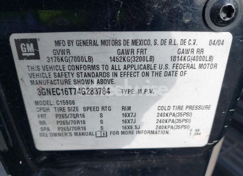 Photo 9 of 2004 Chevrolet Suburban 1500 LT (VIN 3GNEC16T74G283784)