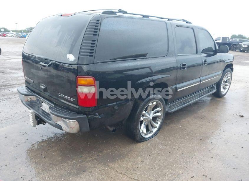 Photo 4 of 2001 Chevrolet Suburban 1500 LT (VIN 3GNEC16T81G216977)