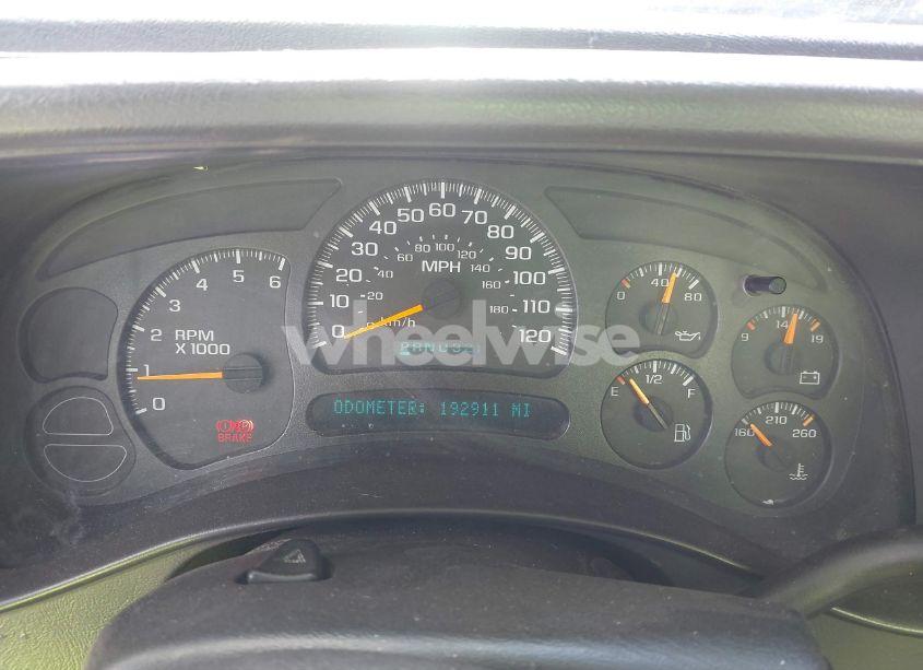 Photo 7 of 2003 Chevrolet Suburban 1500 LS (VIN 3GNEC16T83G166374)