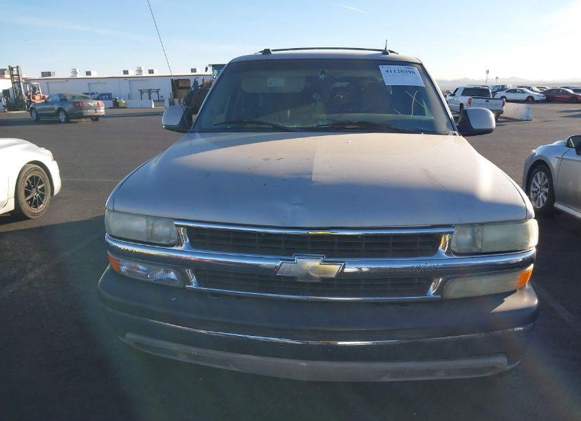 Photo 12 of 2004 Chevrolet Suburban 1500 LT (VIN 3GNEC16T84G184360)