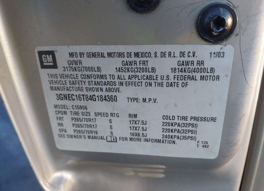 Photo 9 of 2004 Chevrolet Suburban 1500 LT (VIN 3GNEC16T84G184360)