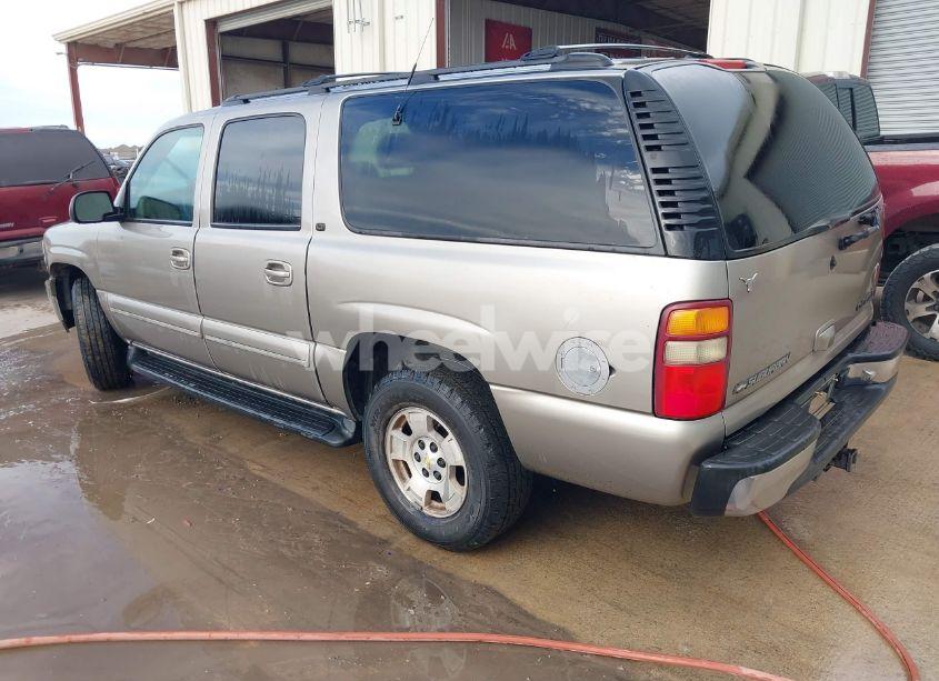 Photo 3 of 2001 Chevrolet Suburban 1500 LT (VIN 3GNEC16T91G250278)