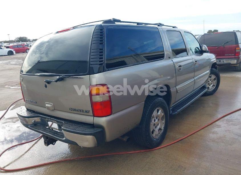 Photo 4 of 2001 Chevrolet Suburban 1500 LT (VIN 3GNEC16T91G250278)