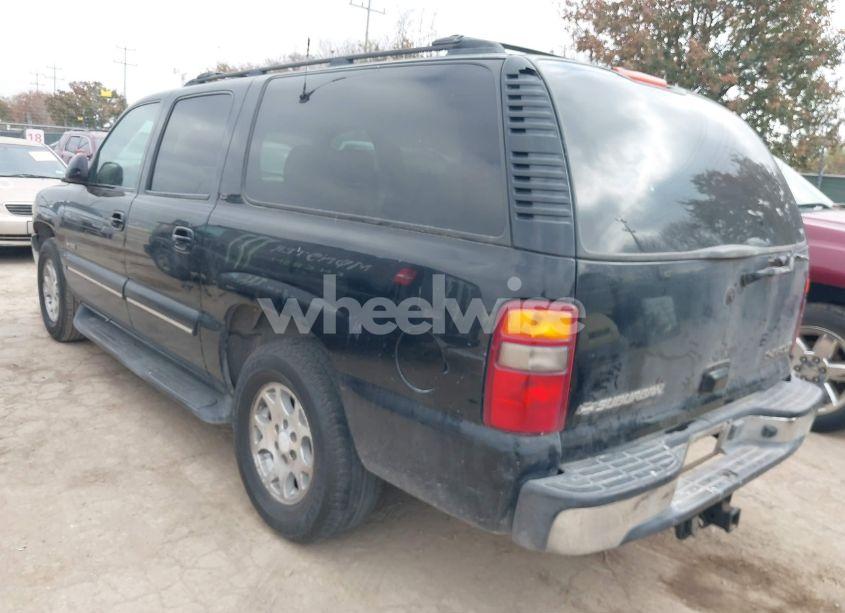Photo 3 of 2000 Chevrolet Suburban 1500 LT (VIN 3GNEC16T9YG215721)