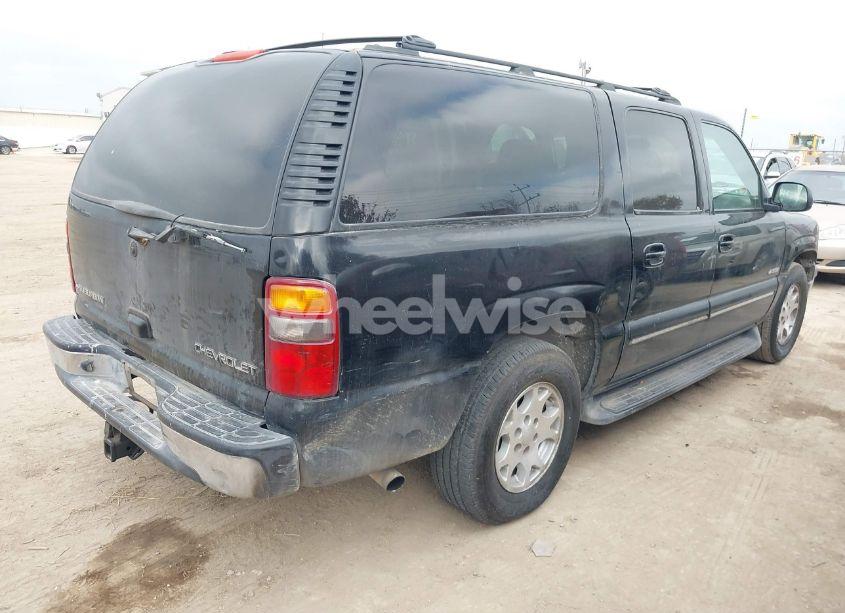 Photo 4 of 2000 Chevrolet Suburban 1500 LT (VIN 3GNEC16T9YG215721)