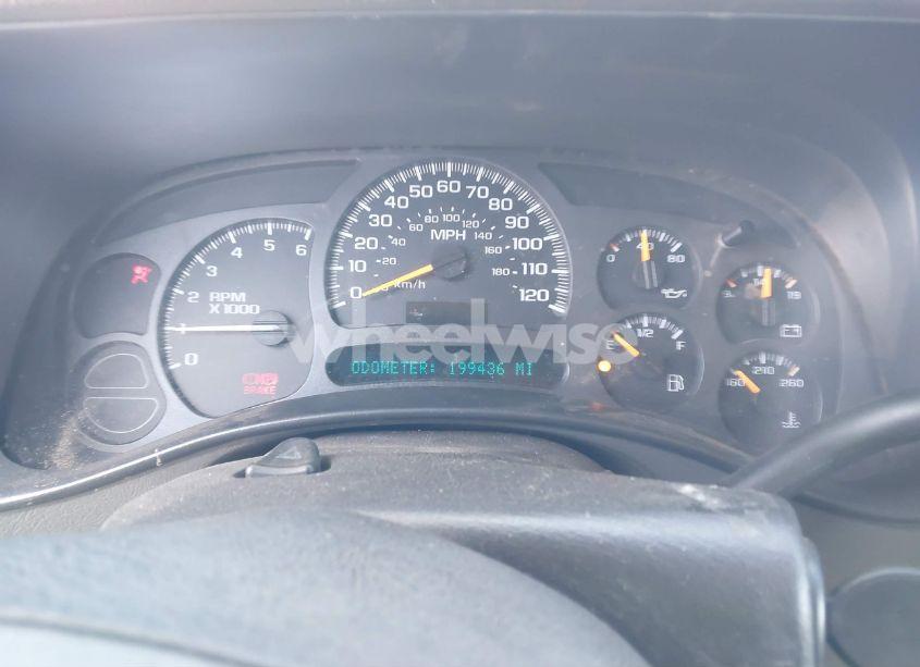 Photo 7 of 2003 Chevrolet Suburban 1500 LS (VIN 3GNEC16TX3G312371)