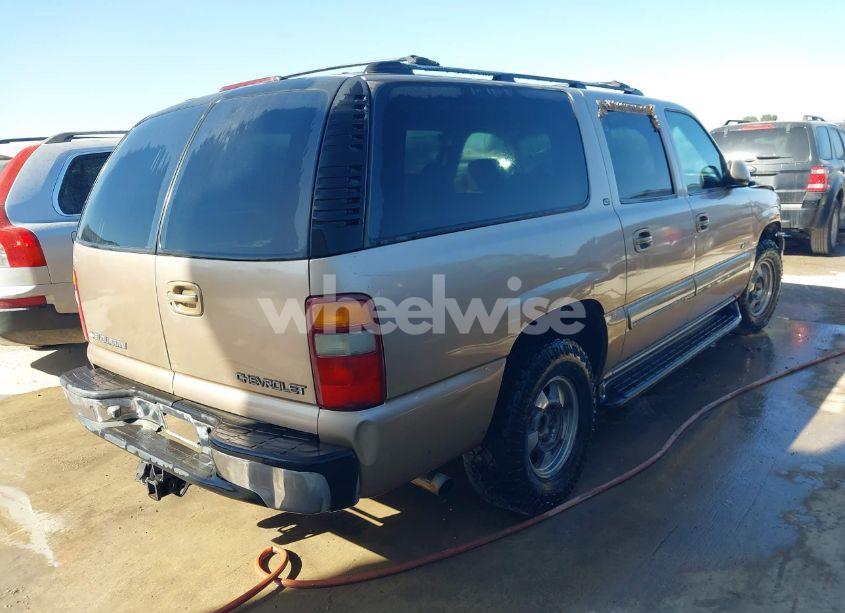 Photo 4 of 2000 Chevrolet Suburban 1500 LT (VIN 3GNEC16TXYG183717)