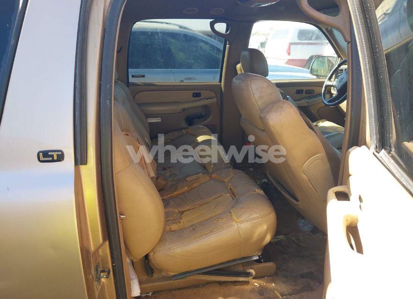 Photo 8 of 2000 Chevrolet Suburban 1500 LT (VIN 3GNEC16TXYG183717)