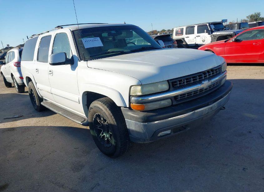 2002 Chevrolet Suburban 1500 LT (VIN 3GNEC16Z02G147062) main photo