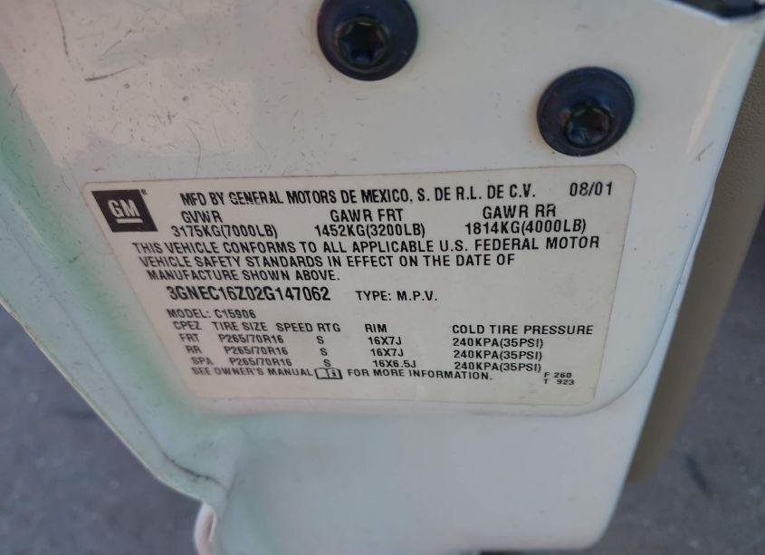 Photo 9 of 2002 Chevrolet Suburban 1500 LT (VIN 3GNEC16Z02G147062)