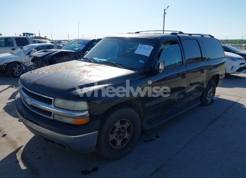 Photo 2 of 2002 Chevrolet Suburban 1500 LS (VIN 3GNEC16Z02G285958)