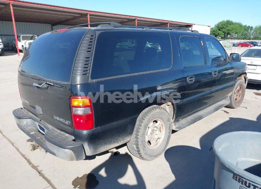 Photo 4 of 2002 Chevrolet Suburban 1500 LS (VIN 3GNEC16Z02G285958)