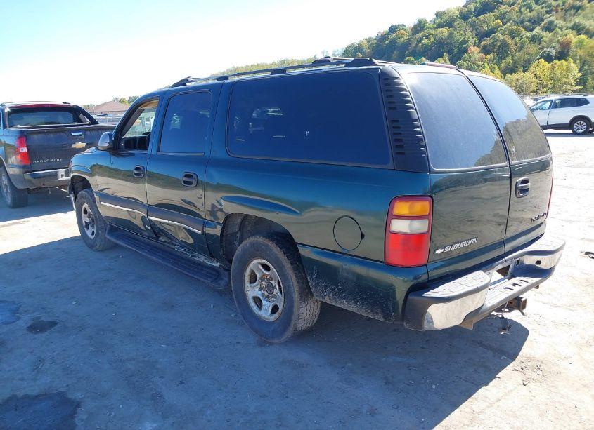 Photo 3 of 2002 Chevrolet Suburban 1500 LS (VIN 3GNEC16Z02G361212)