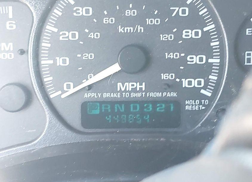 Photo 15 of 2002 Chevrolet Suburban 1500 LS (VIN 3GNEC16Z12G339171)