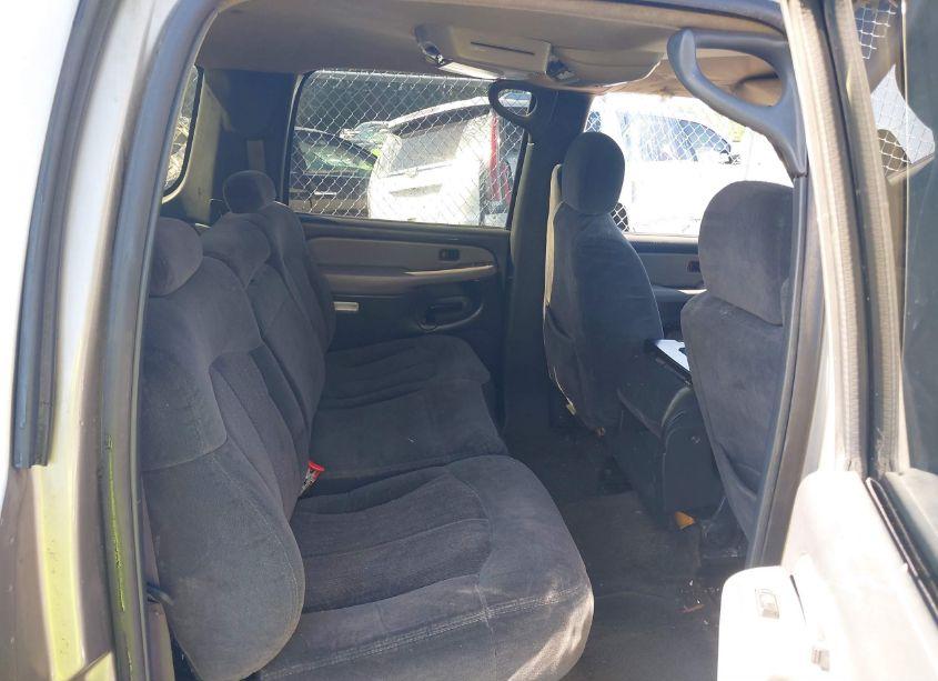 Photo 8 of 2002 Chevrolet Suburban 1500 LS (VIN 3GNEC16Z12G339171)