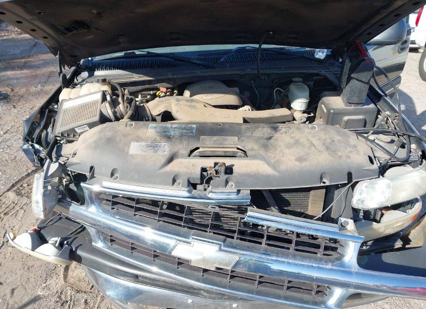 Photo 10 of 2005 Chevrolet Suburban 1500 LS (VIN 3GNEC16Z15G185940)